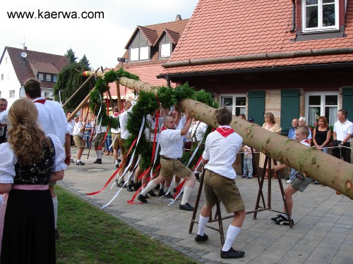 Krwa 2006: Rausdou und aafstelln vom Krwabamm