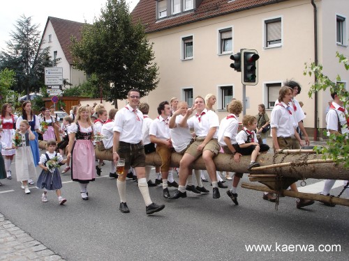 Krwa 2007 Krwabaum aufstellen